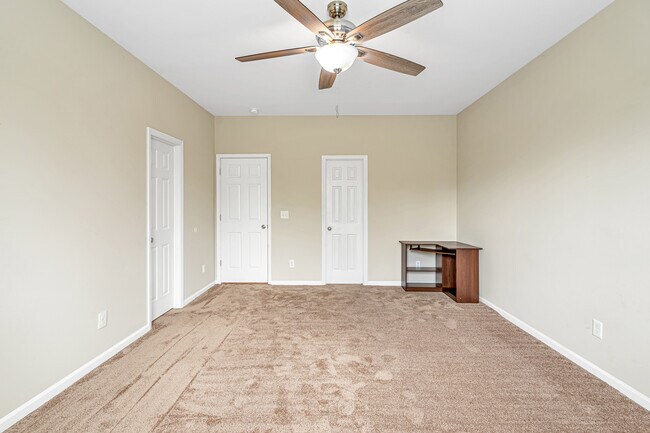 Building Photo - 310 Cedar Island Trail