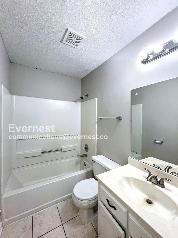 Building Photo - 3455 Lynnfield Cove