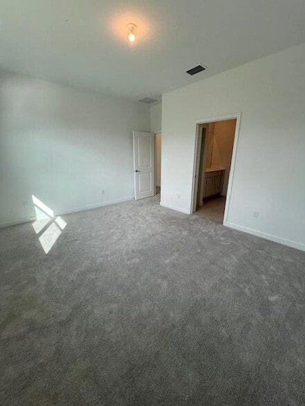 Building Photo - 5387 Flannigan Wy