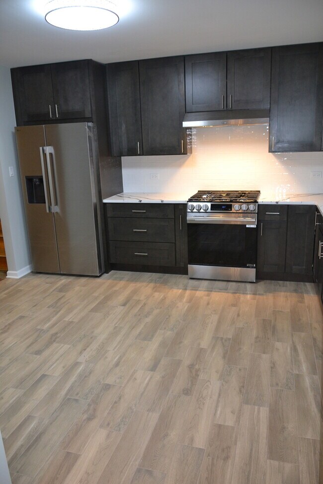 Building Photo - 1705 Central Ave