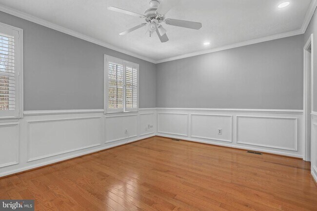 Building Photo - 2828 Beckon Dr