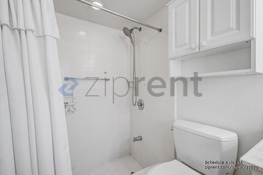 Building Photo - 24401 Regina St