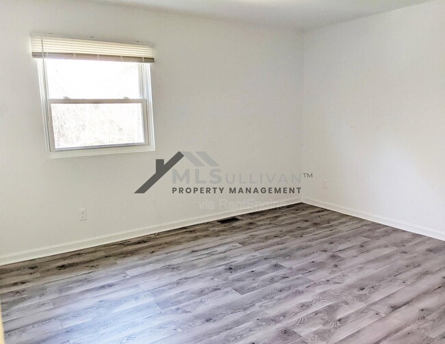 Building Photo - 1302 Marne Ave