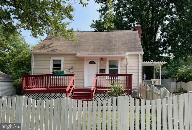 Building Photo - 1015 Veirs Mill Rd