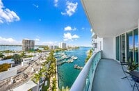 Building Photo - 7910 Harbor Island Dr