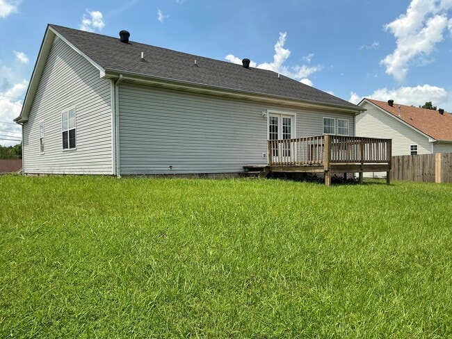 Building Photo - 2770 N Whitfield Rd