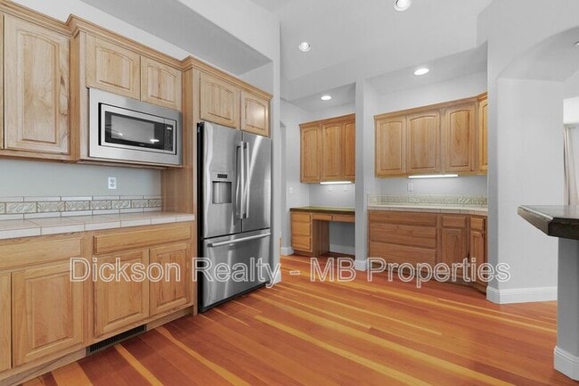 Building Photo - 711 Aspen Trail