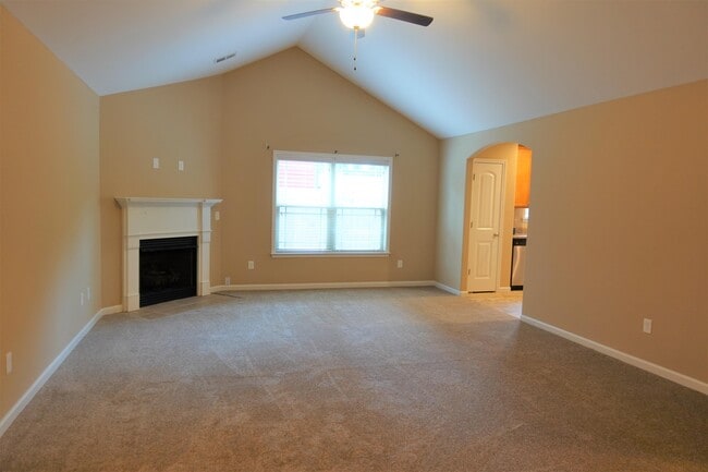 Building Photo - 161 Tiara Ridge Ln
