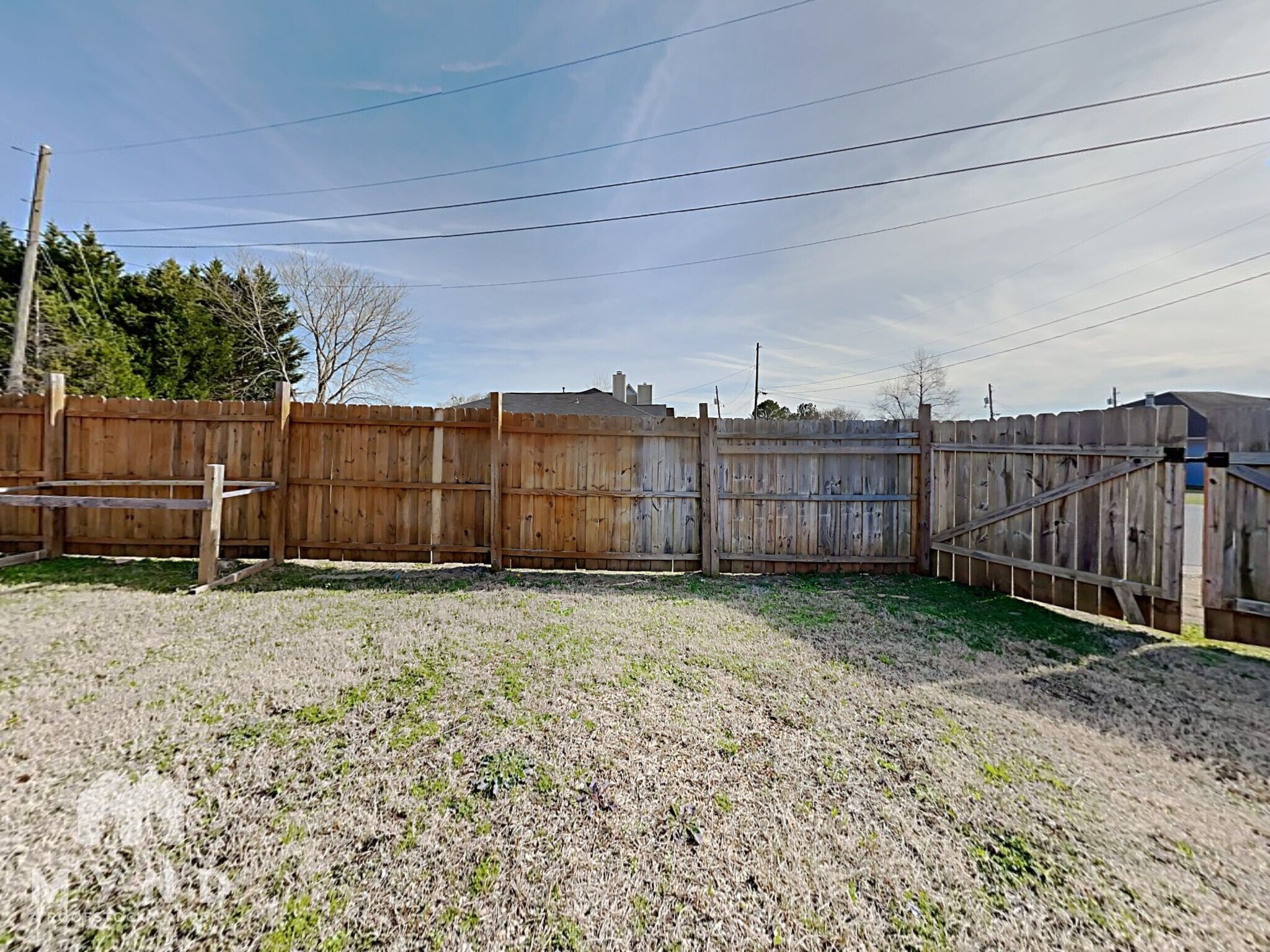 Building Photo - 2025 Plantation Pkwy