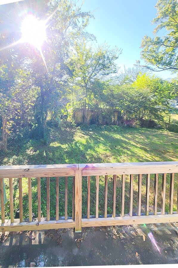 Building Photo - 144 Spring St