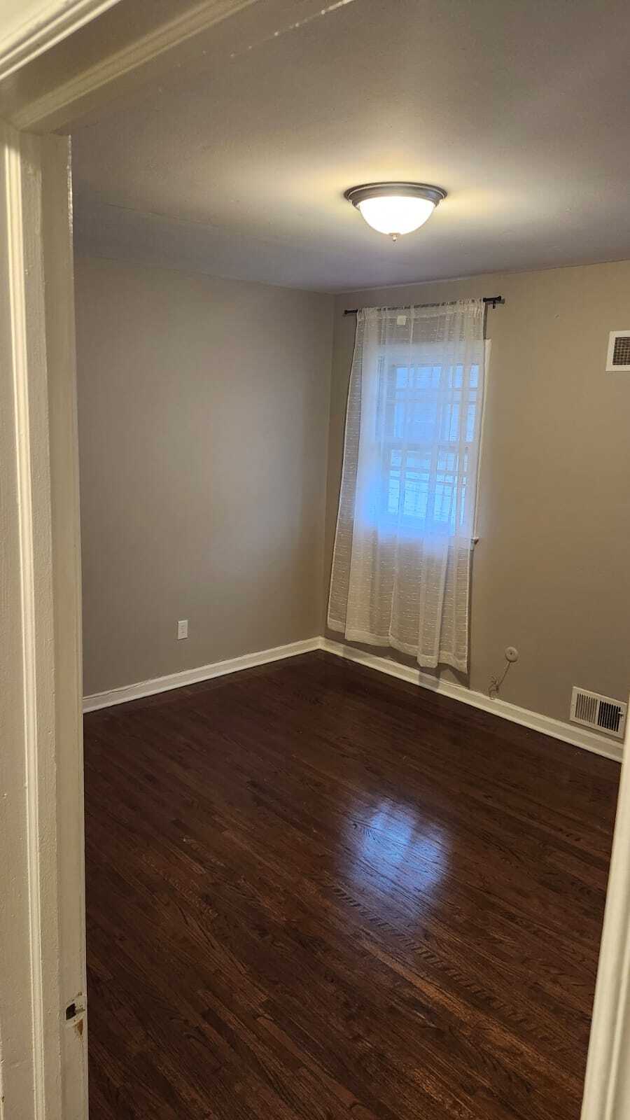 Building Photo - 17 Union Ave