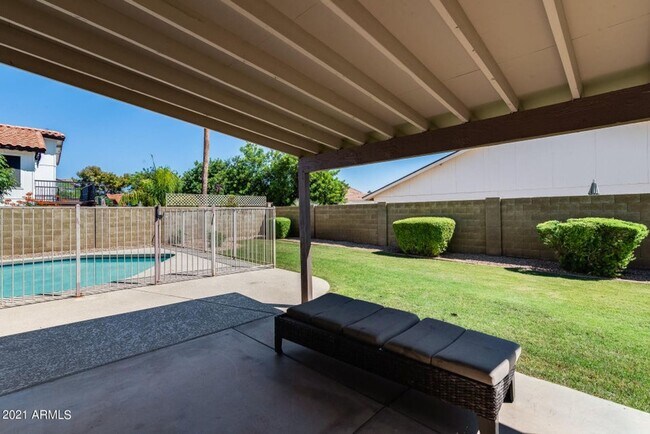 Building Photo - An ABSOLUTE DREAM HOME is waiting for you!...