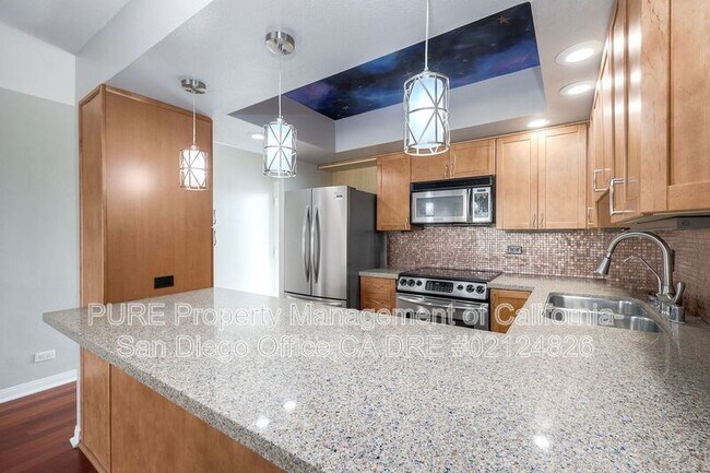 Building Photo - 4944 Cass St