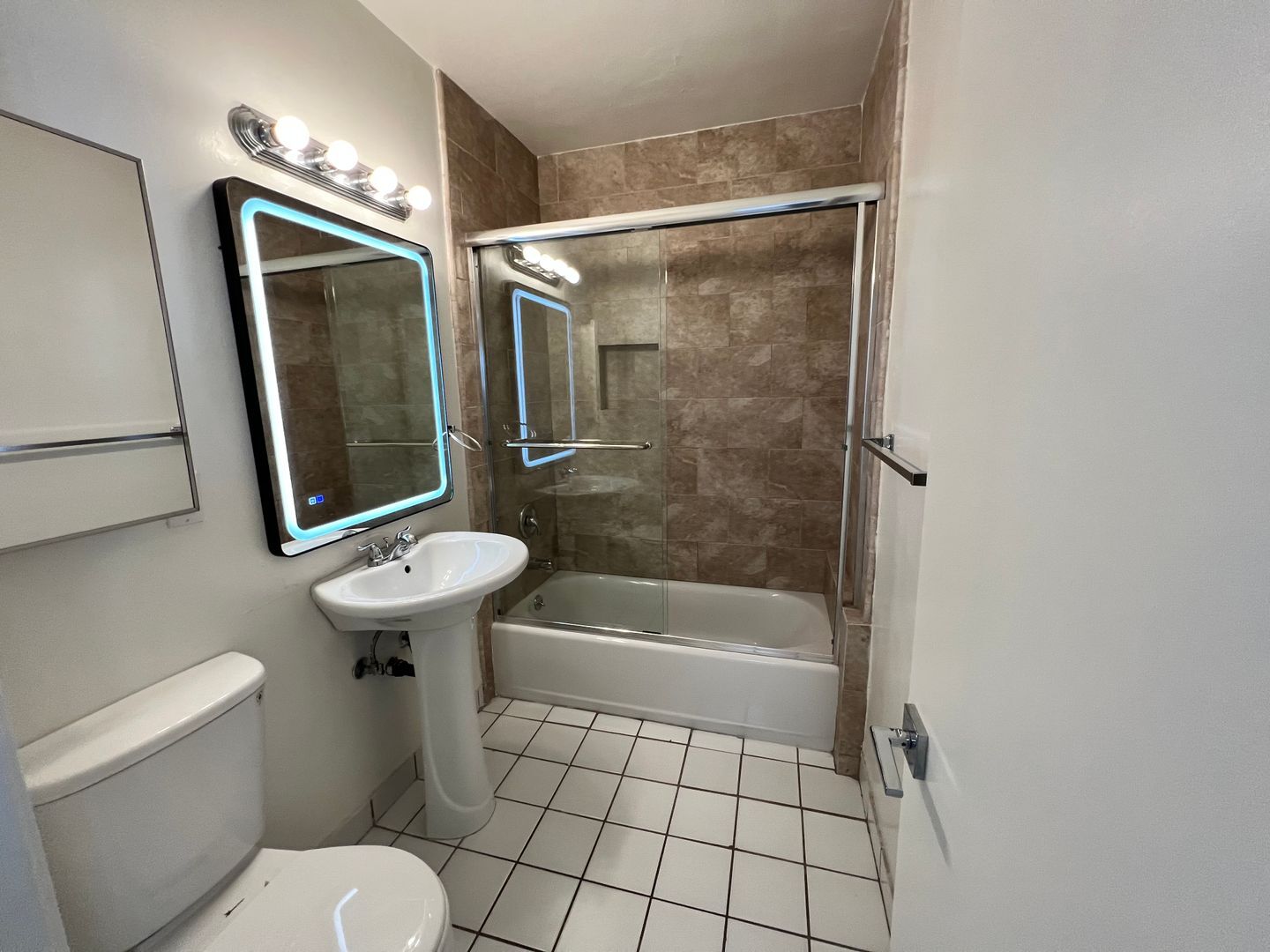 Building Photo - 12727 Matteson Ave