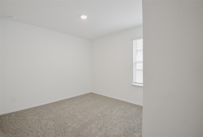 Building Photo - 14719 Evergreen Orchards Ln