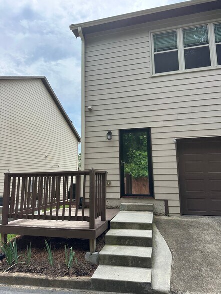 Building Photo - 535 Ridge View Crossing