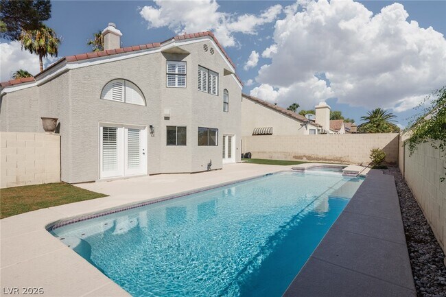 Building Photo - 3020 Donnegal Bay Dr