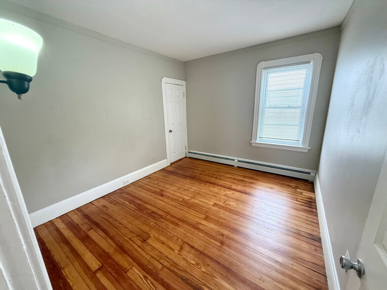 Building Photo - 43 Fruit Hill Ave