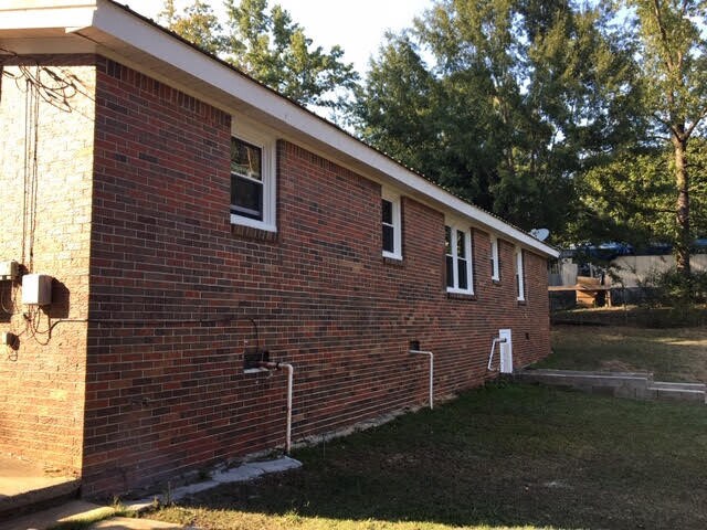Building Photo - 1399 Franklin Rd