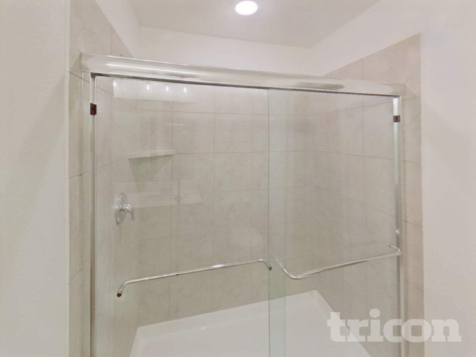 Building Photo - 2415 Carlow Ln