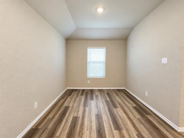 Building Photo - 2721 Flowers Dr