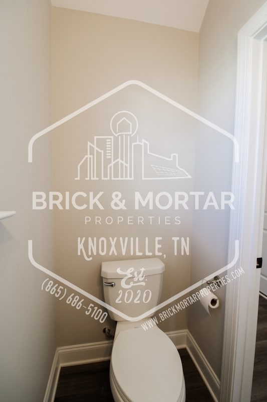 Building Photo - 1669 Spring Berry Ln