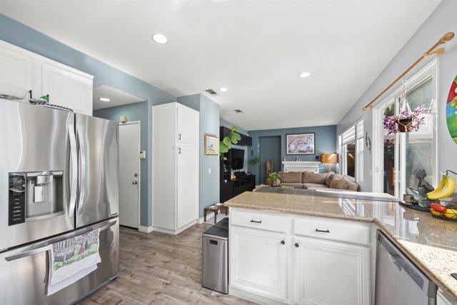 Building Photo - 1726 Ravenrock Ct