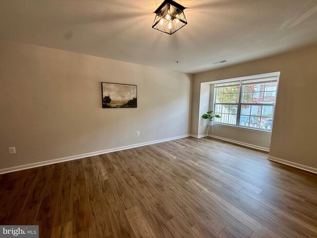 Building Photo - 8868 Goose Landing Cir