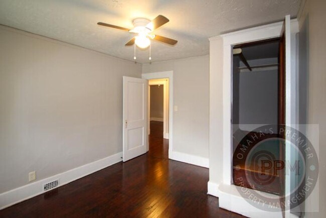 Building Photo - 3315 Seward St