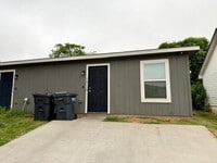 Building Photo - 1413 N 7th St