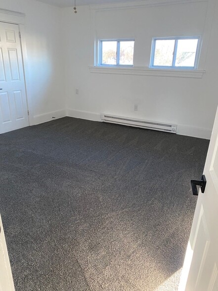 Building Photo - 500 Marwood Ave