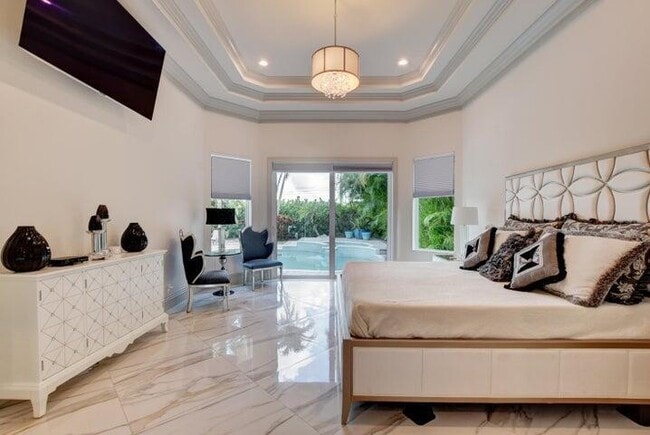 Building Photo - 6735 Royal Orchid Cir