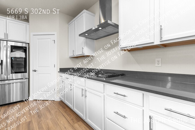 Building Photo - 5669 S 302nd St