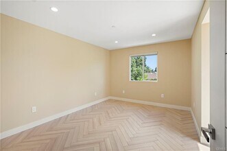 Building Photo - 5428 Calhoun Ave