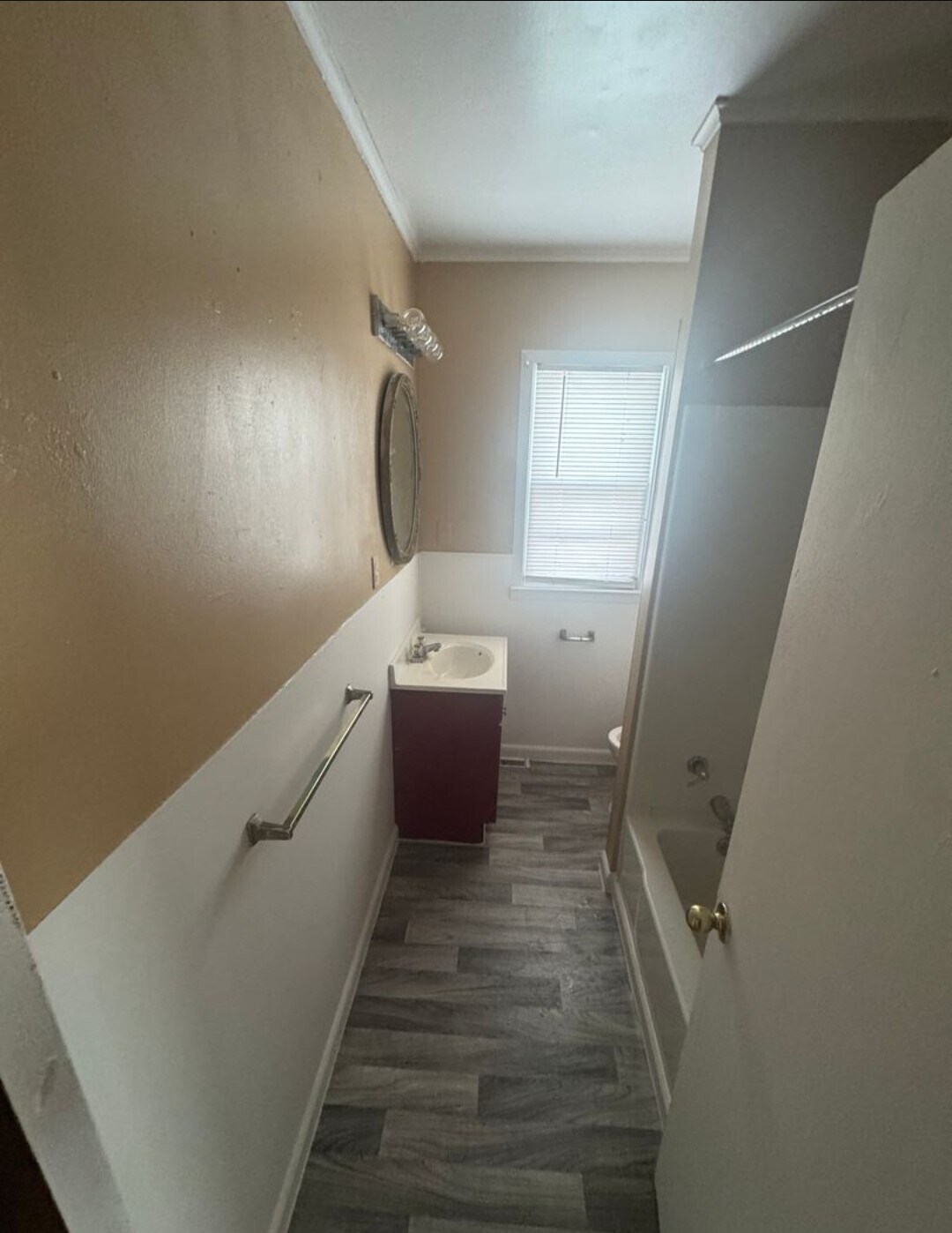 Building Photo - 2401 Lowell Ave