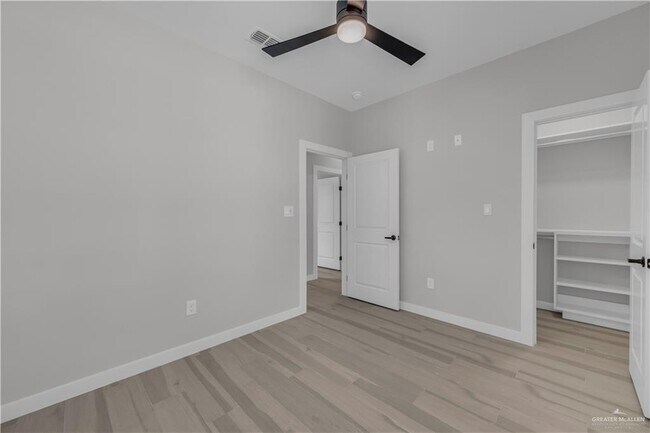 Building Photo - 11400 N 25th St