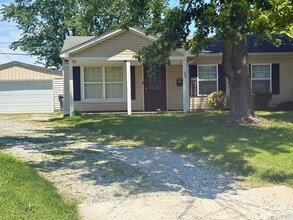 Building Photo - 668 Hawk Ct