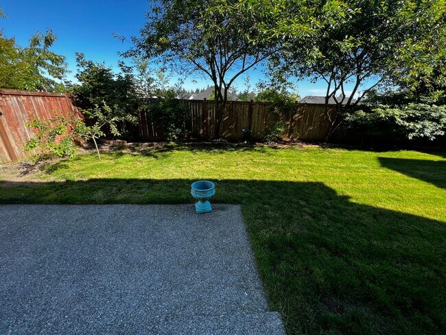 Building Photo - Dupont 3 bedroom Home for Rent
