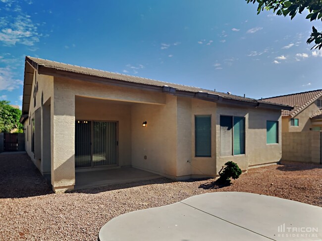 Building Photo - 14579 W Mauna Loa Ln