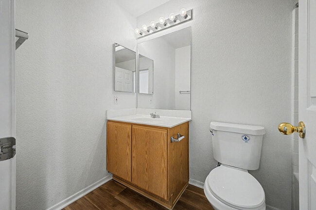 Building Photo - 16489 N Oachs Dr