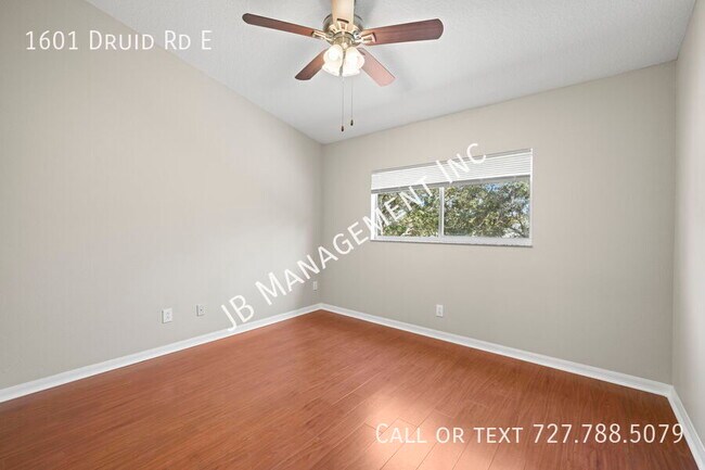 Building Photo - 1601 Druid Rd