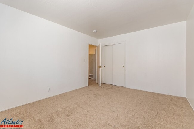 Building Photo - 1570 Quebec Ct