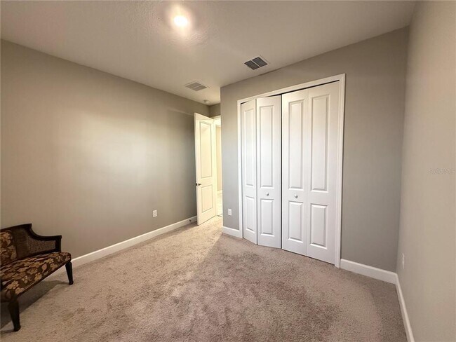 Building Photo - 244 Hillcrest Dr