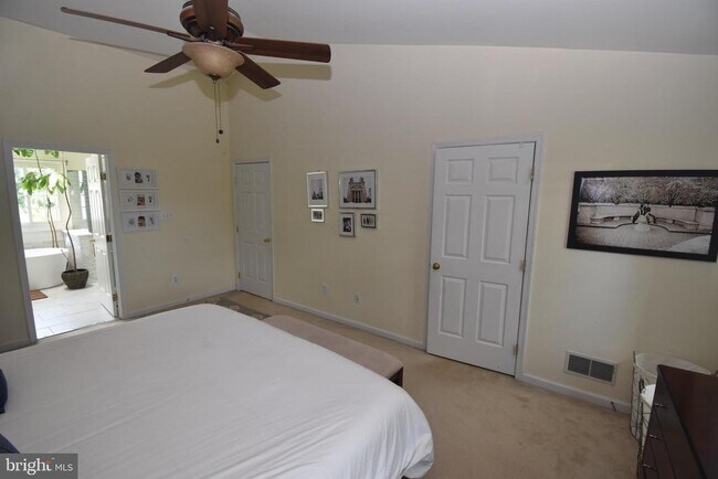 Building Photo - 6506 Susan Barkley Ct