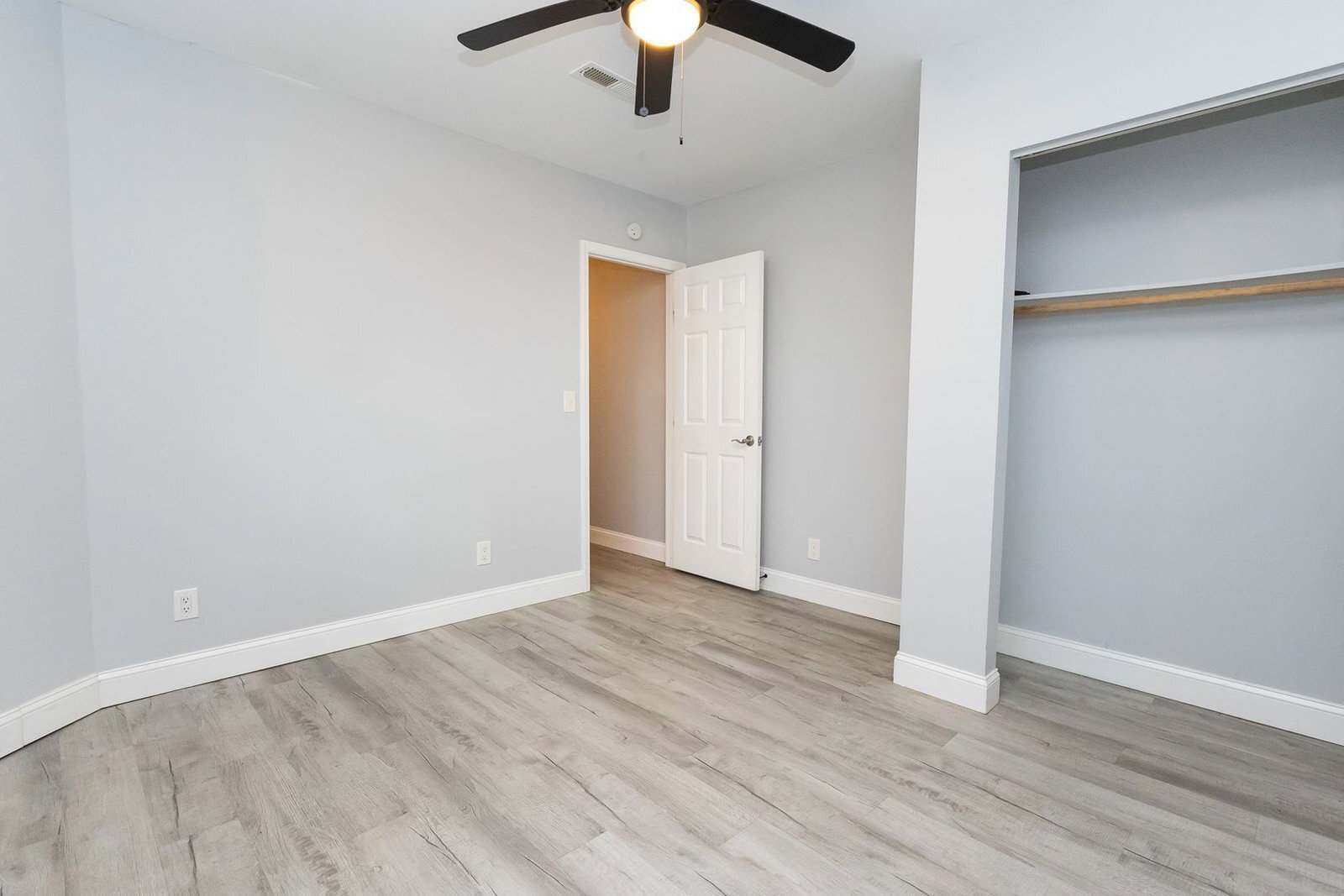 Building Photo - 405 Dempsey Ln
