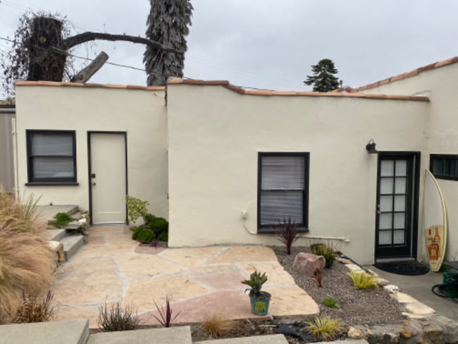 Building Photo - 266 W Branch St