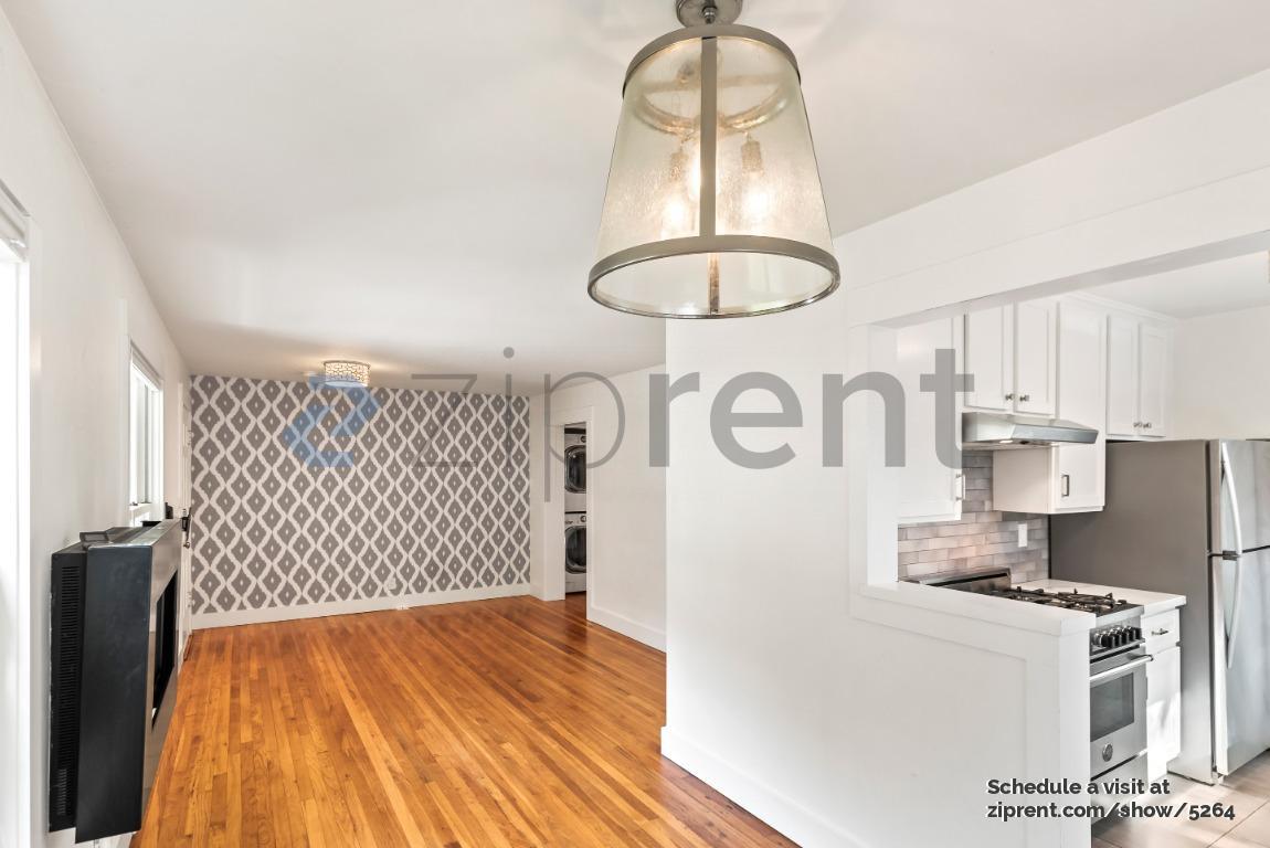 Building Photo - 321 63rd St