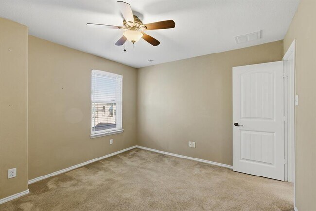 Building Photo - 1413 Ignacia Dr