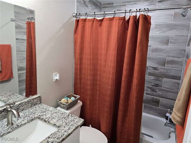 Building Photo - 112 Rowland Rd