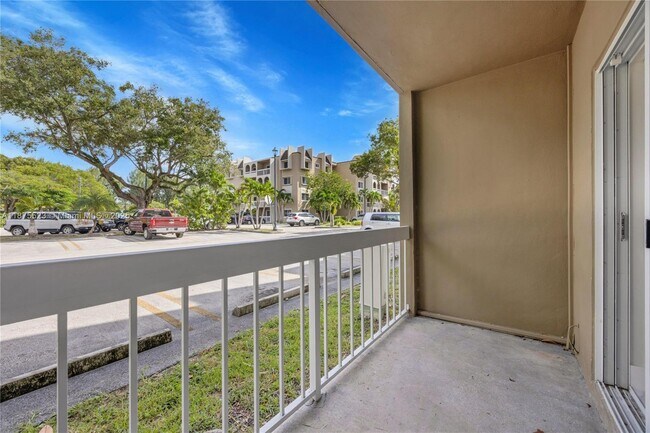 Building Photo - 7915 Camino Real